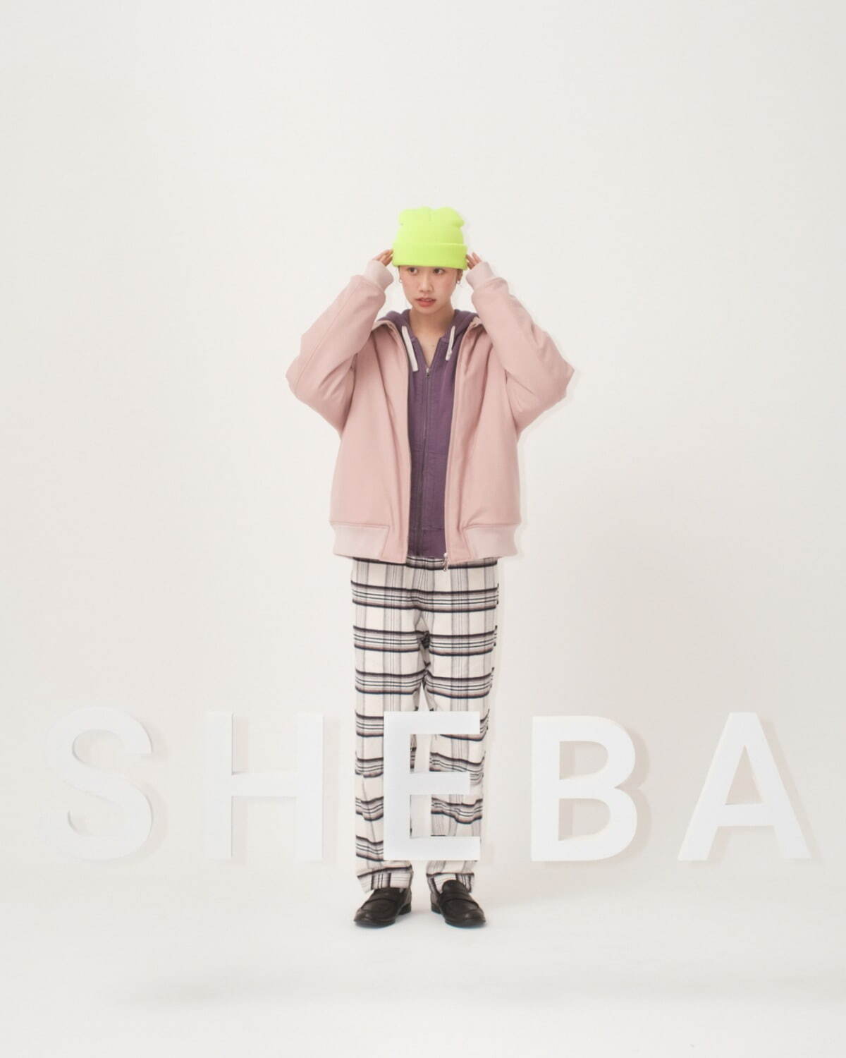 シーバ(Sheba) 2023-24年秋冬ウィメンズ&メンズコレクション  - 写真11