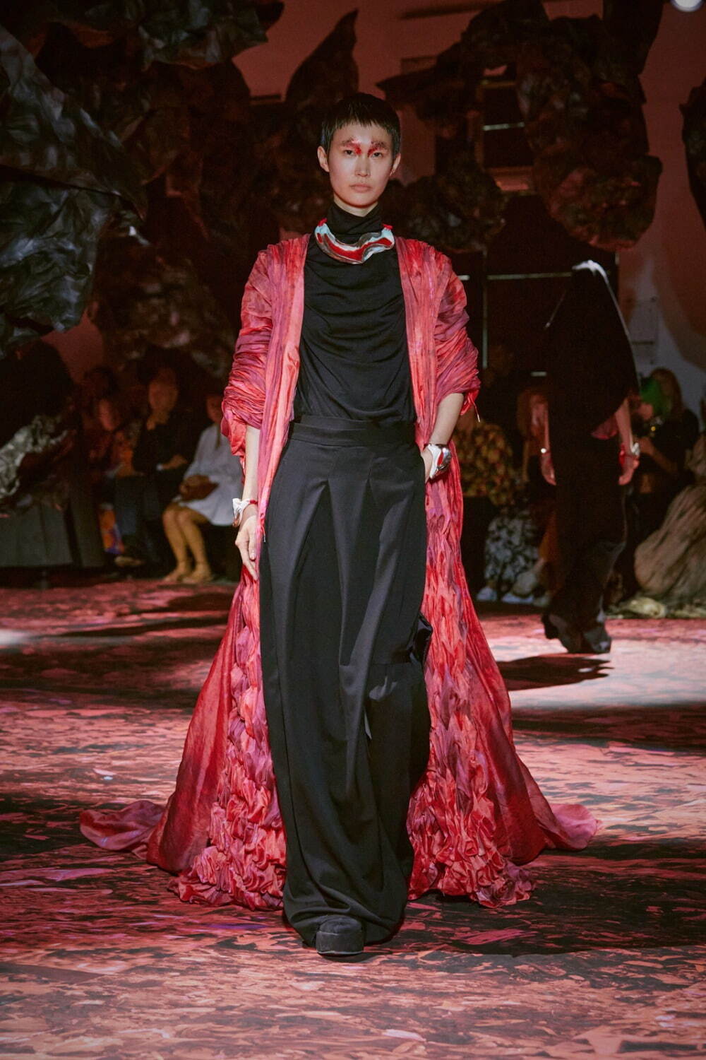 ユイマ ナカザト オートクチュール(YUIMA NAKAZATO Haute Couture ) 2023-24年秋冬ウィメンズ&メンズコレクション  - 写真32