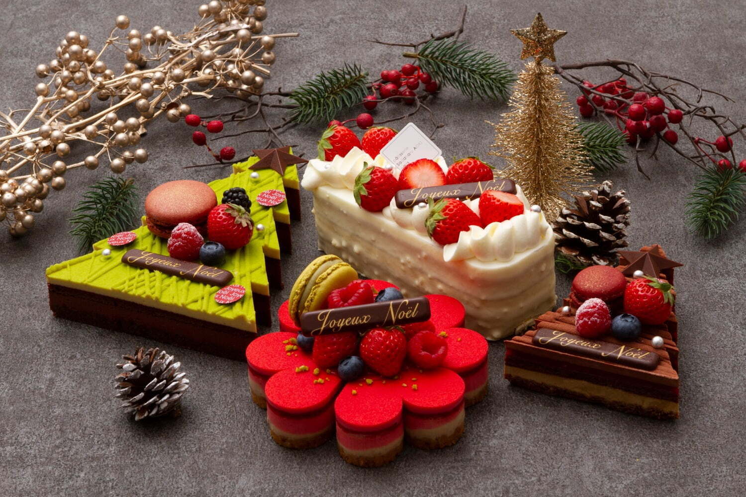 サダハル・アオキの2023年クリスマスケーキ、アールグレイ×フランボワーズのショコラケーキなど｜写真0