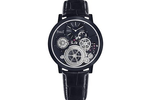 ピアジェの厚さ2mm“超薄型”新作腕時計、ダークブルー基調のミニマルな文字盤