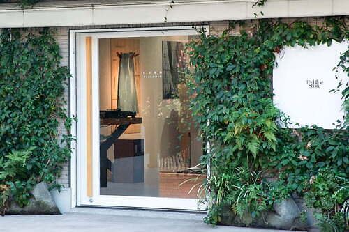 KUROが手掛ける旗艦店「ザ ブルー ストア」奥渋谷・富ヶ谷に、店舗限定リメイクデニムも
