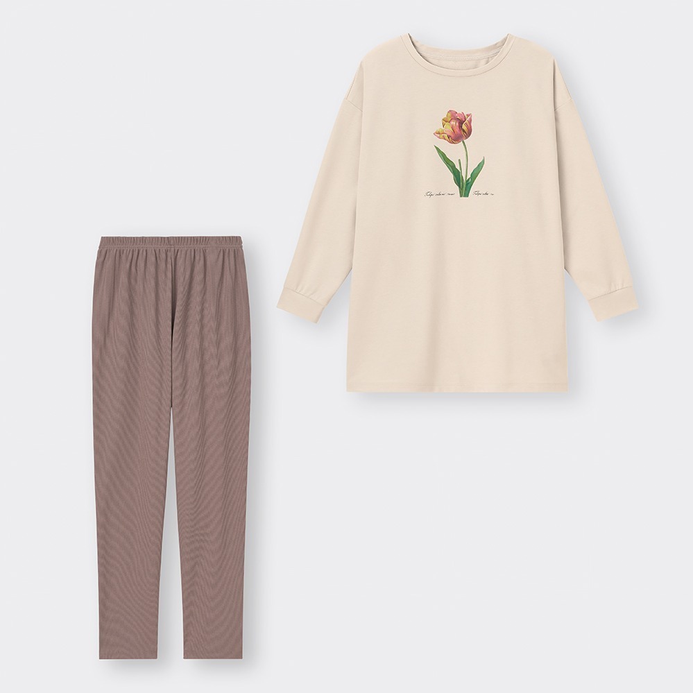 GU×ニューヨークボタニカルガーデンのルームウェア、植物図鑑のような花柄パジャマや花を描いた靴下｜写真8