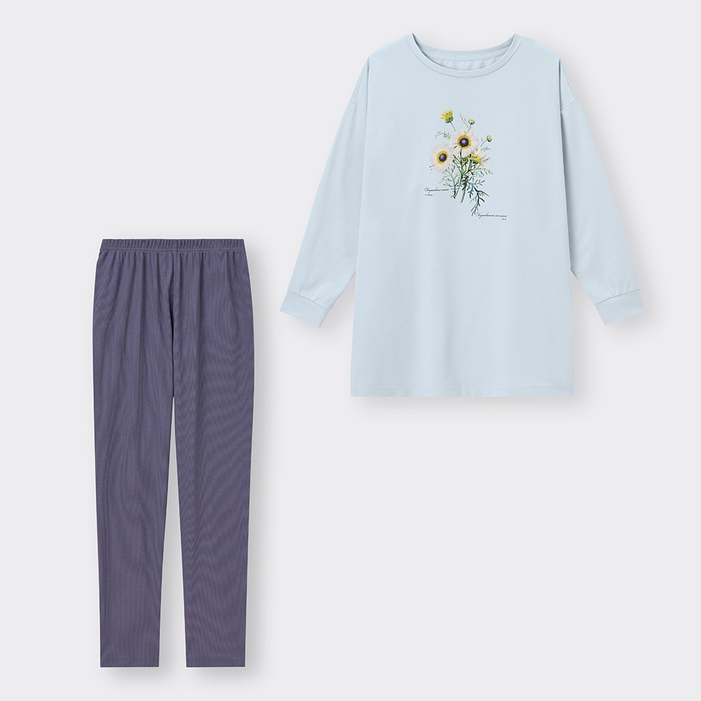 GU×ニューヨークボタニカルガーデンのルームウェア、植物図鑑のような花柄パジャマや花を描いた靴下｜写真6