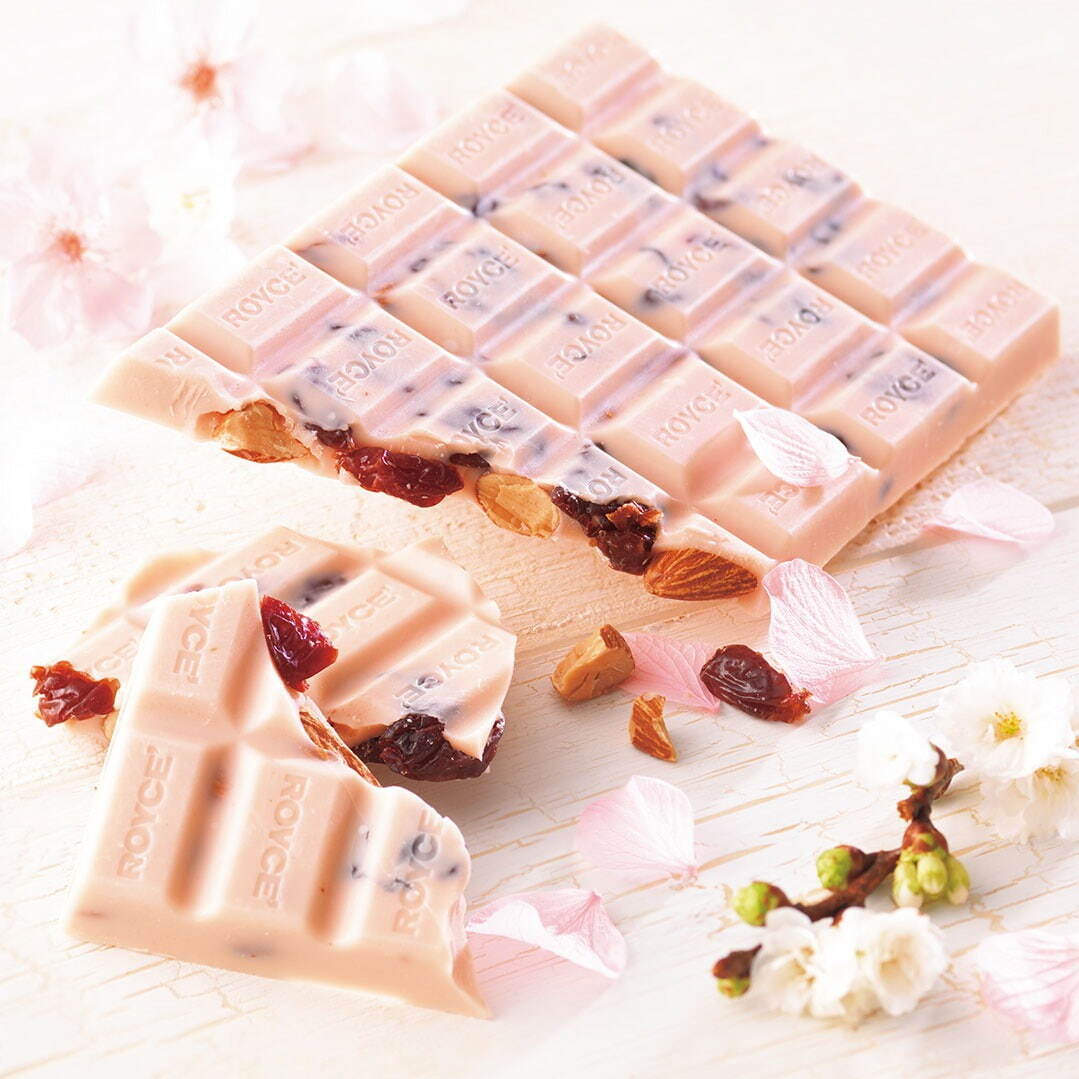ロイズの限定“桜スイーツ”、桜といちごが香るチョココーティングクッキー＆ふんわりと桜が香る生チョコ｜写真5