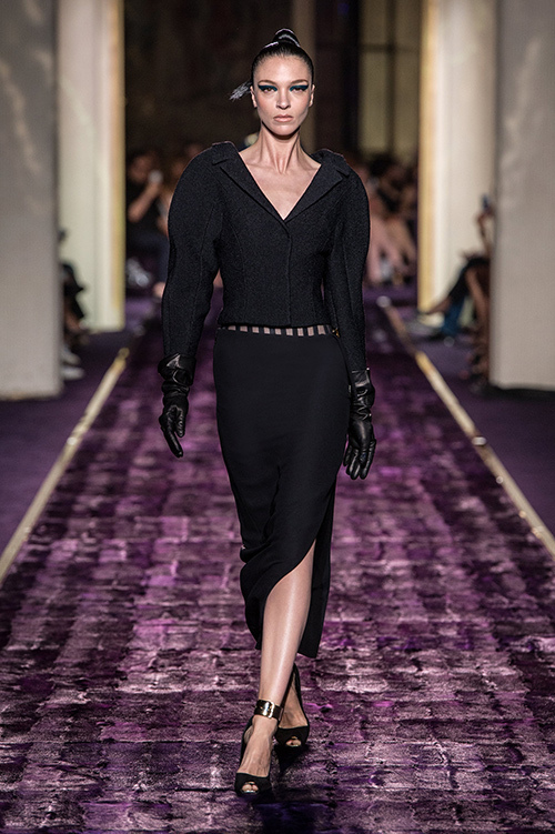 アトリエ ヴェルサーチェ オートクチュール(Atelier Versace Haute Couture) 2014-15年秋冬ウィメンズコレクション  - 写真1