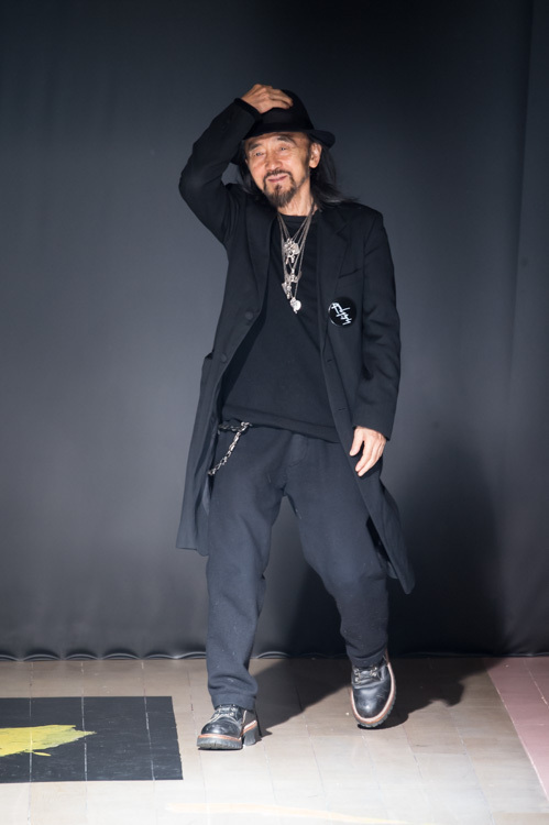 ヨウジヤマモト(Yohji Yamamoto) 2015-16年秋冬メンズコレクション  - 写真105