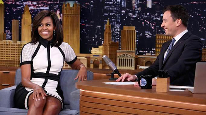 ミシェル・オバマ米大統領夫人がタダシ ショージの美しいニットドレスを御着用！｜写真1