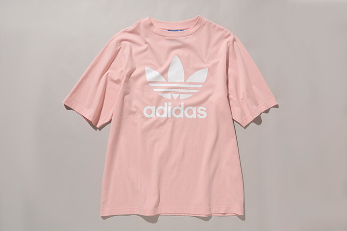 アディダス オリジナルス×アナザーエディション、ピンクがアクセントの新作スニーカーやTシャツが発売｜写真5