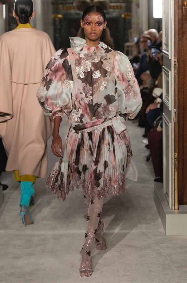 ヴァレンティノ オートクチュール(VALENTINO Haute Couture ) 2019年春夏ウィメンズコレクション  - 写真14