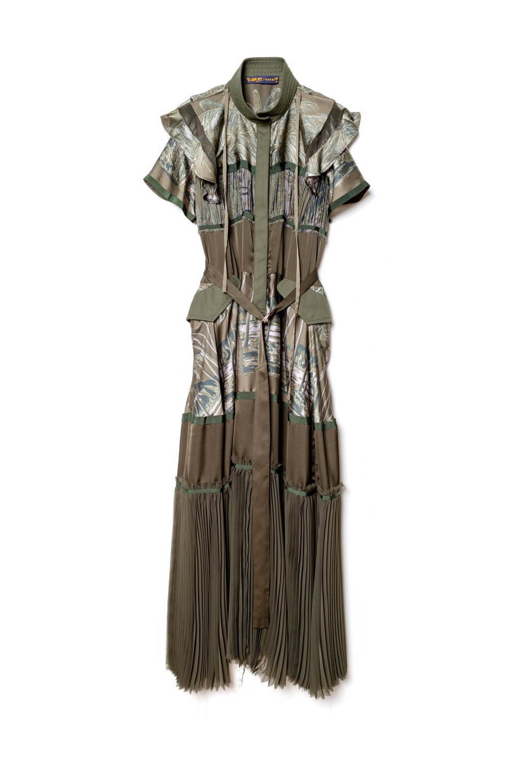 sacai“ヴィンテージアロハ柄”のMA-1やドレス、日本発サンサーフとコラボ｜写真15