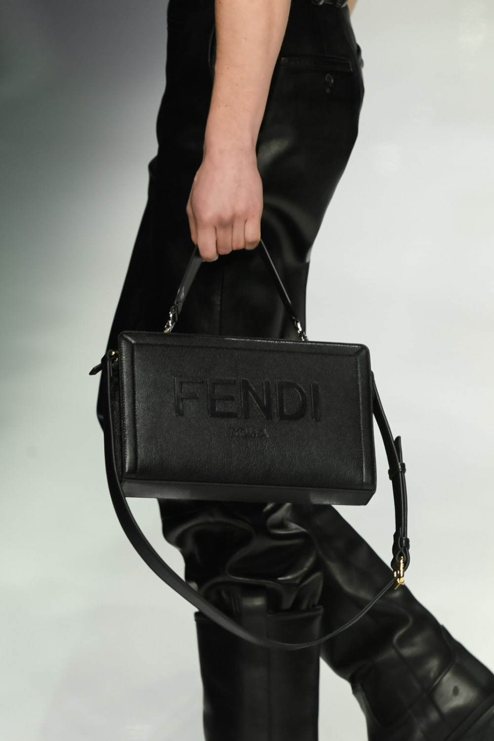 フェンディ(FENDI) 2020-21年秋冬メンズコレクション  - 写真7
