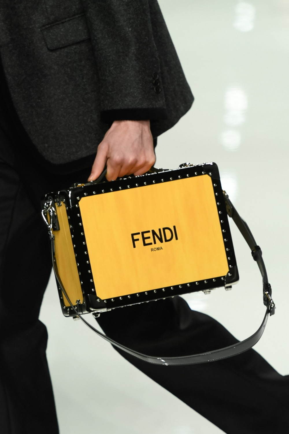 フェンディ(FENDI) 2020-21年秋冬メンズコレクション  - 写真22
