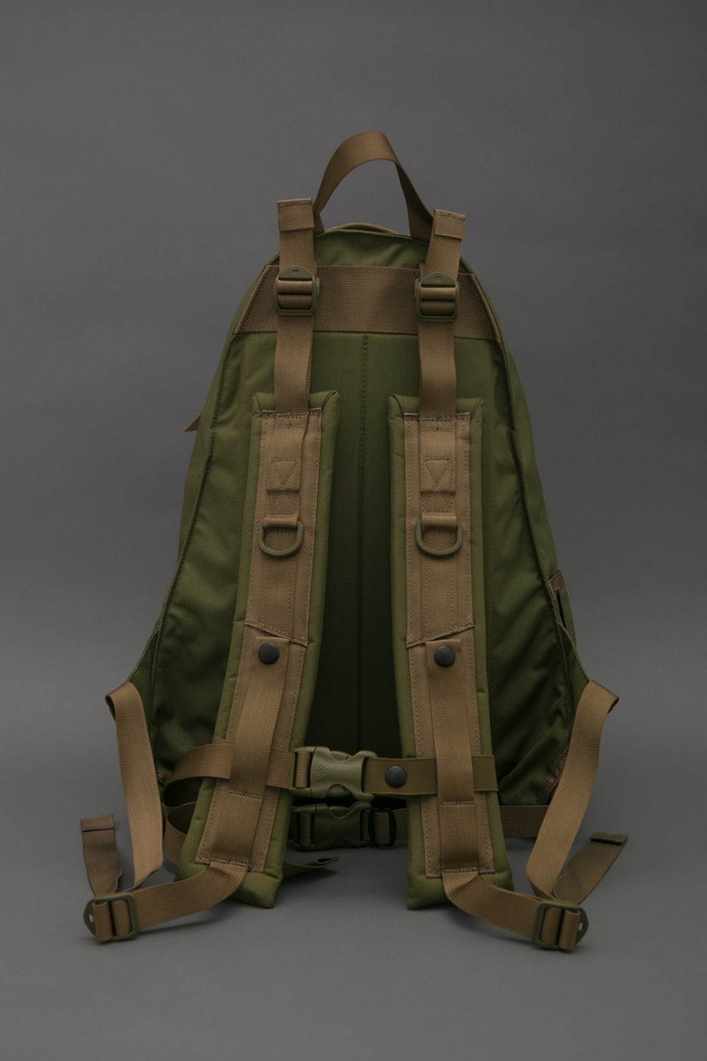 ネクサスセブン×グレゴリー、米軍“アリスパック”着想のミリタリーバッグをアーバンリサーチ限定で｜写真9