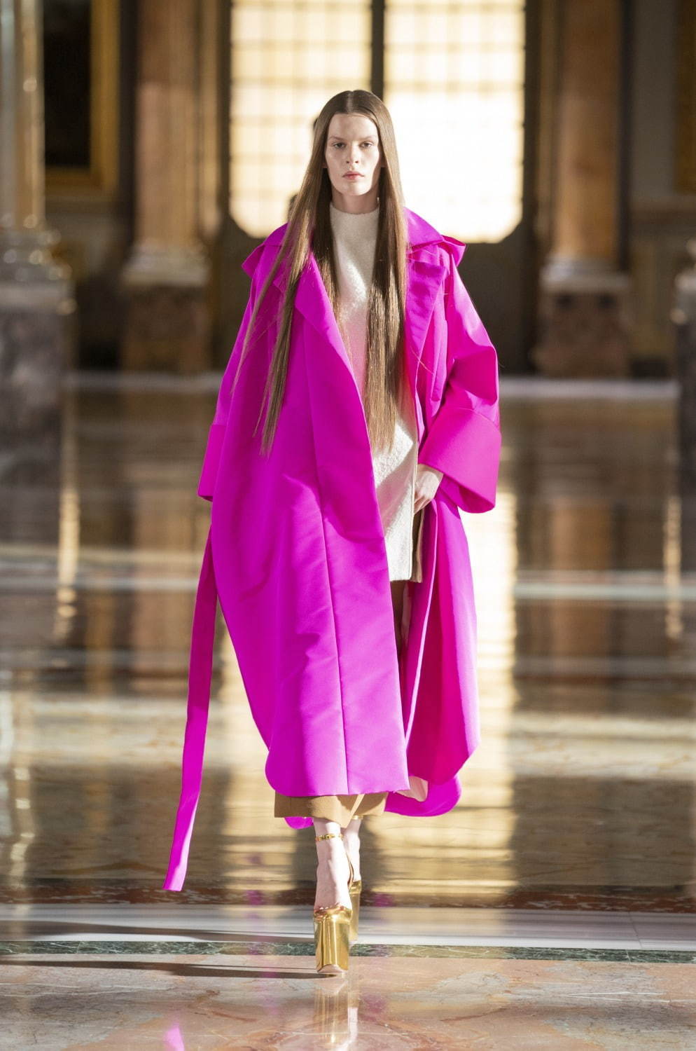 ヴァレンティノ オートクチュール(VALENTINO Haute Couture ) 2021年春夏ウィメンズ&メンズコレクション  - 写真2