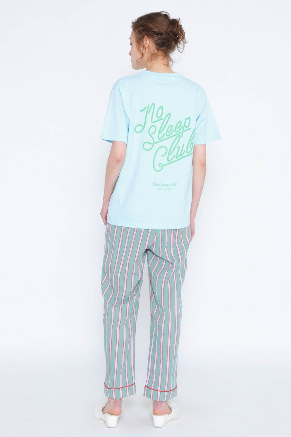 NO SLEEP CLUB Tシャツ 6,380円(税込)