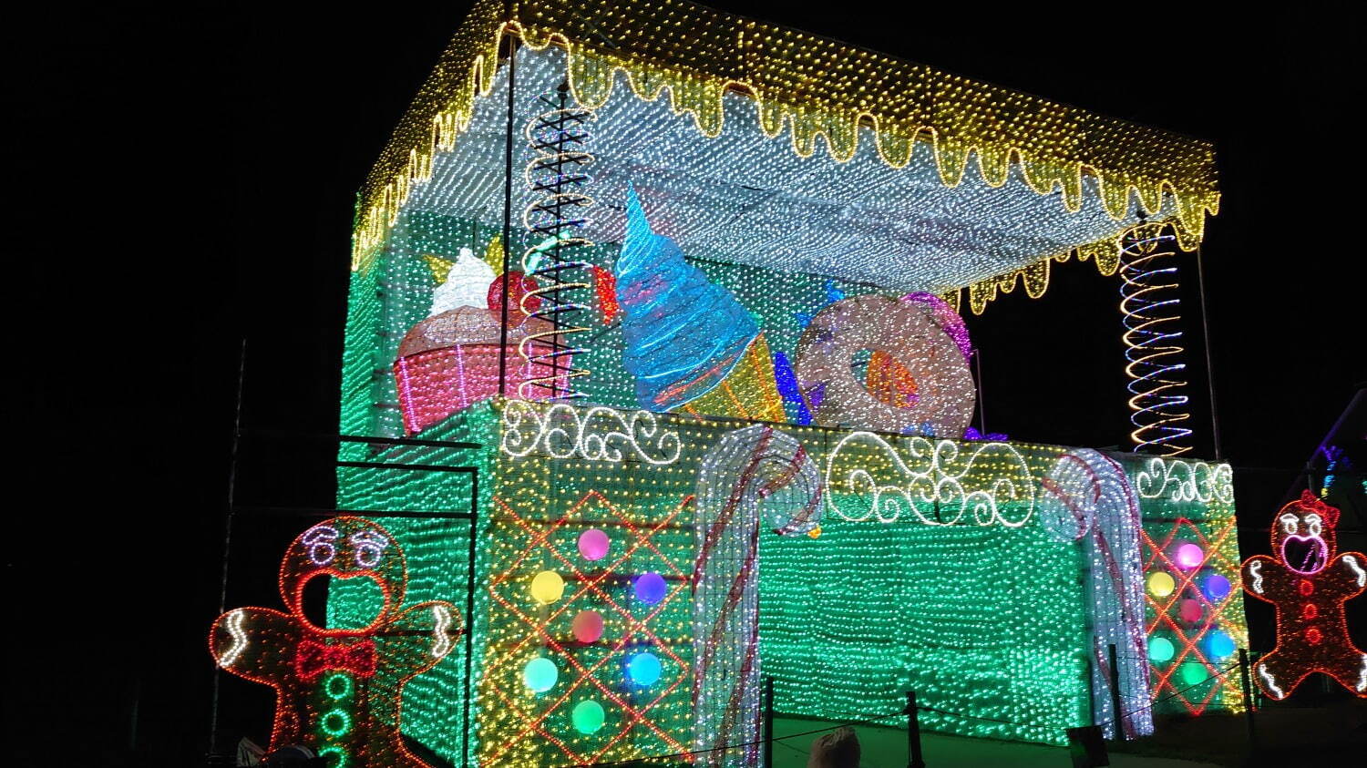 東京ドイツ村のイルミネーション2021 - 300万球灯る“お菓子”イルミ、巨大ランタンも｜写真3