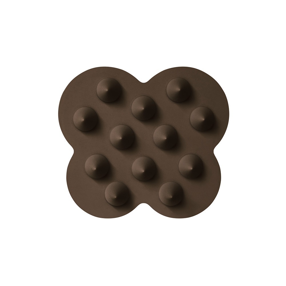 uka“チョコカラー”のスカルプブラシ「ケンザン」