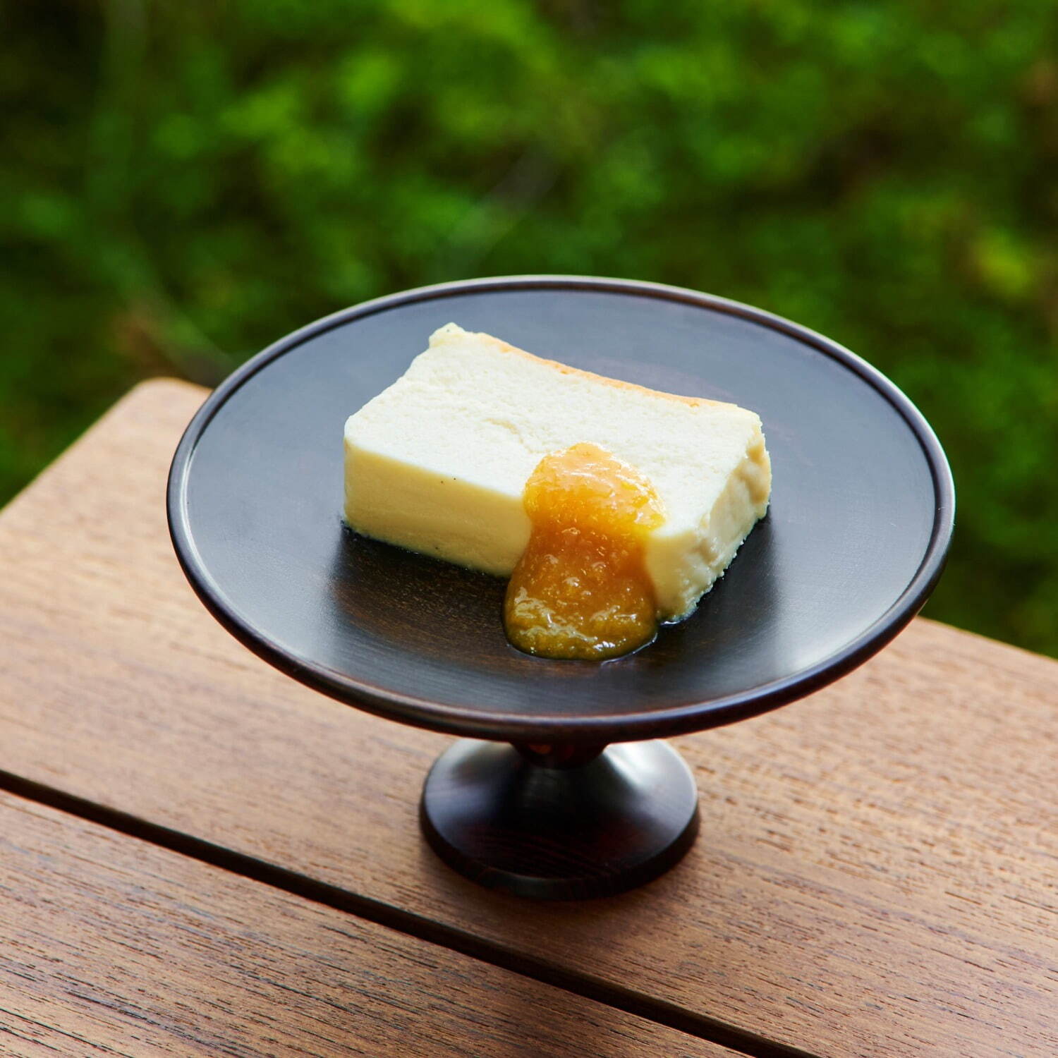「チーズケーキ」550円
※提供時はペアリングジャムが添えられる。