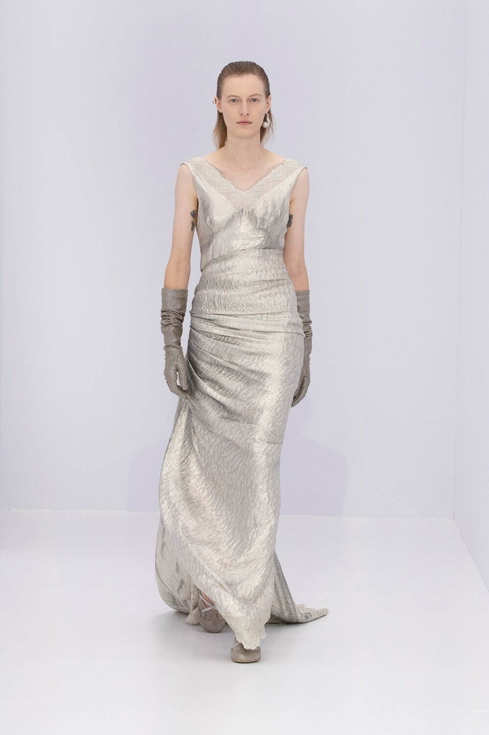 フェンディ オートクチュール(FENDI Haute Couture) 2023年春夏ウィメンズコレクション  - 写真5