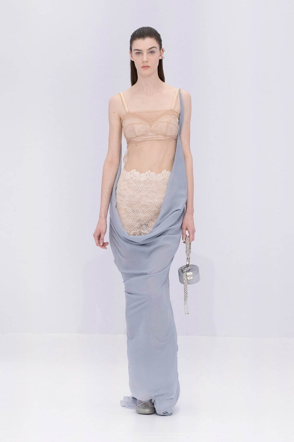 フェンディ オートクチュール(FENDI Haute Couture) 2023年春夏ウィメンズコレクション  - 写真15