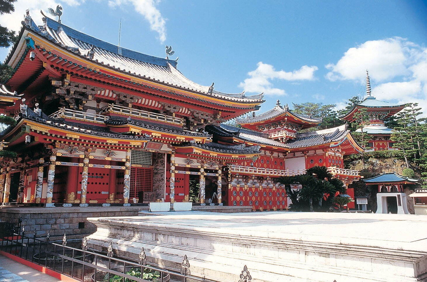 耕三寺・耕三寺博物館 (コウサンジ・コウサンジハクブツカン) - 尾道・三原/名所・有名スポット - ファッションプレス