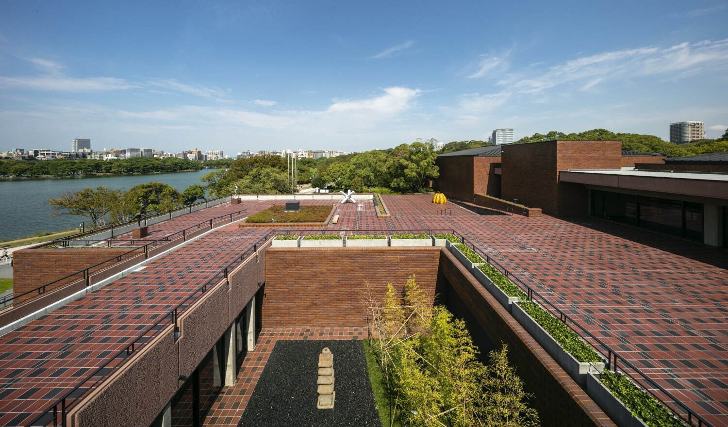 福岡市美術館 フクオカシビジュツカン 福岡城 西公園 美術 博物館 ファッションプレス