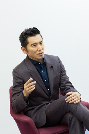 映画 永い言い訳 主演 本木雅弘にインタビュー 現場でしか得られない役者の面白さ ファッションプレス