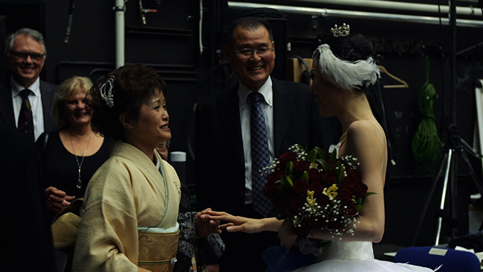 Maiko ふたたびの白鳥 - 写真9