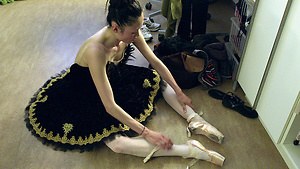 バレエドキュメンタリー映画『Maiko ふたたびの白鳥』トップダンサー西野麻衣子がたどった栄光と苦悩 - ファッションプレス