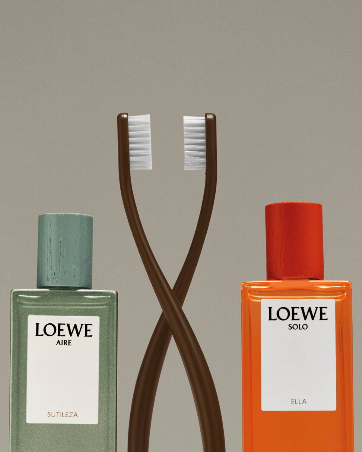 ロエベ フレグランスの限定香水セット、“組み合わせて楽しむ”2つの