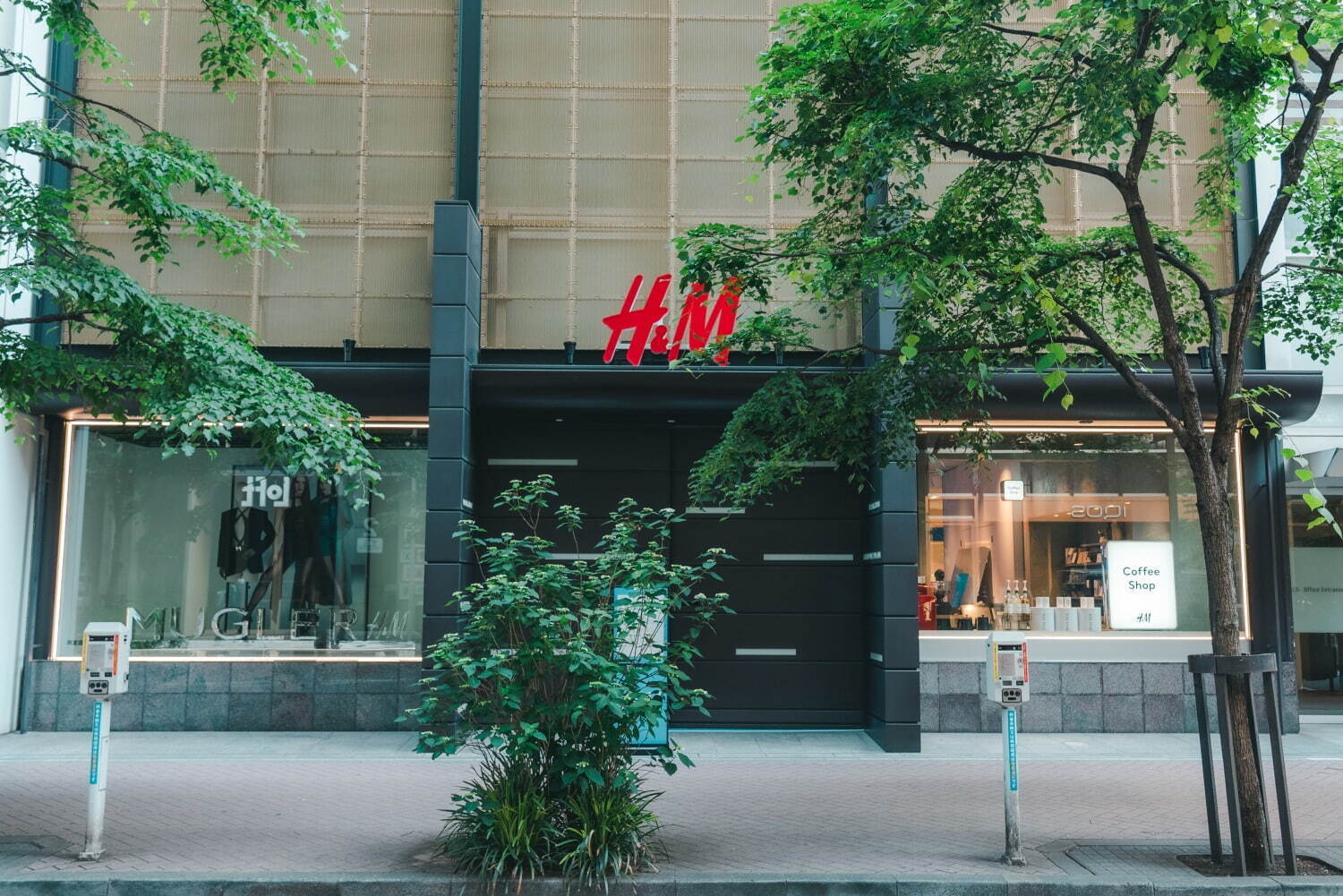 H&M新店が銀座・並木通りに - インテリアブランド「H&M ホーム」展開、日本初コーヒーショップも｜写真17