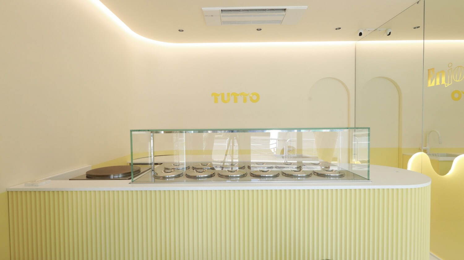 ヴィーガンジェラート専門店「トゥット」に“苺ミルク”の新フレーバー、飲むチョコミントも｜写真14