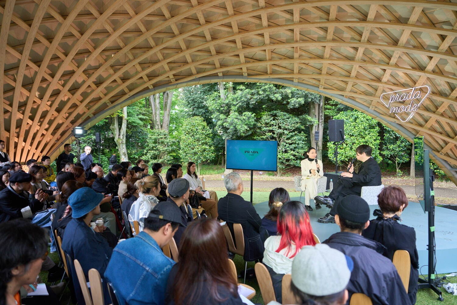 アートイベント「プラダ モード」東京都庭園美術館で、アール・デコ建築＆庭園でアート・音楽・食を体感｜写真93