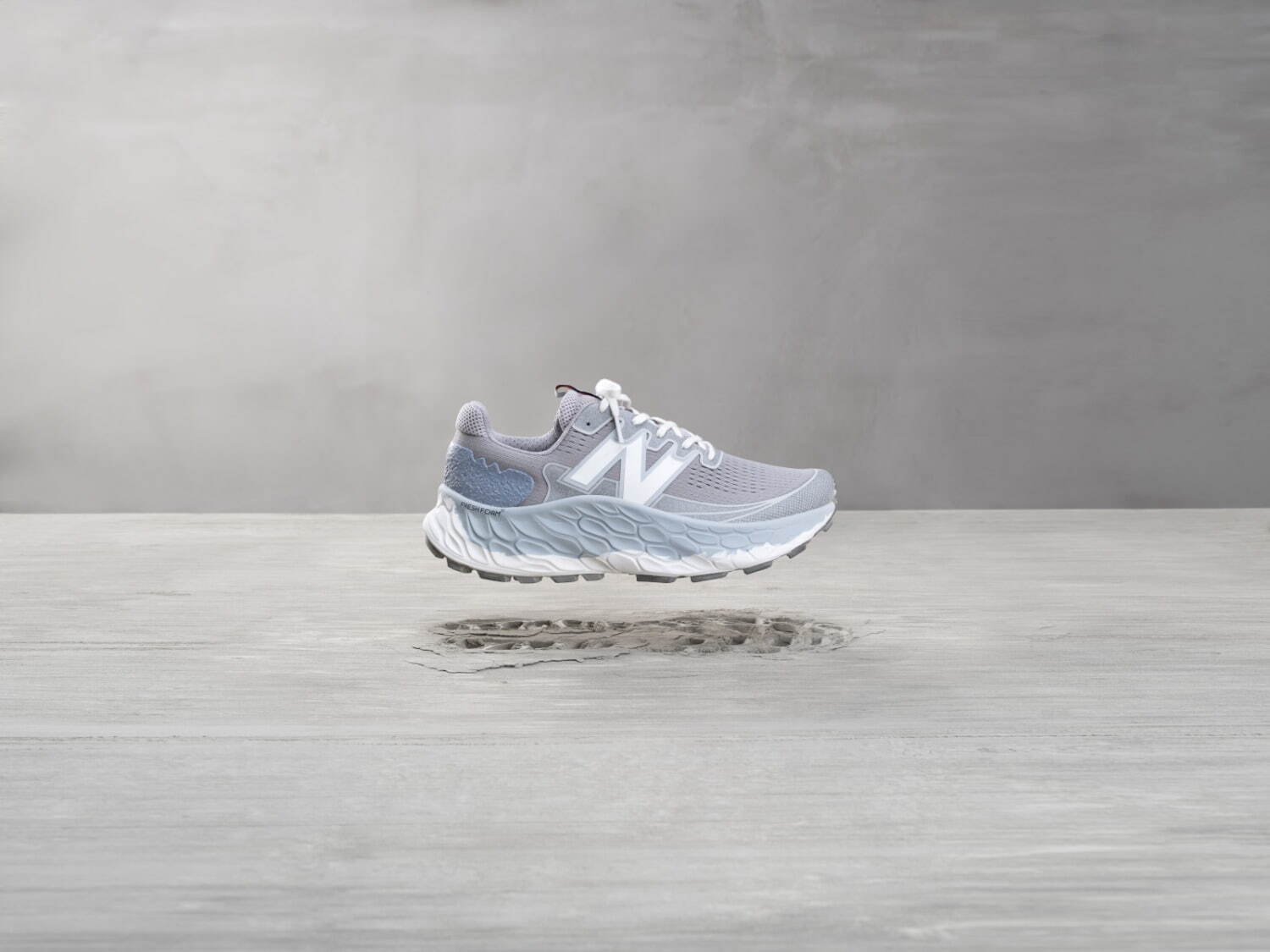 ニューバランス(New Balance) グレーの日 90/60 580｜写真17