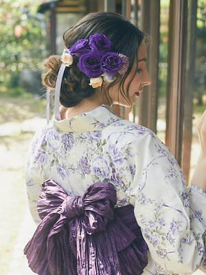 メゾン ド フルール2023年新作フレンチローズ浴衣、バラとカタバミの花 