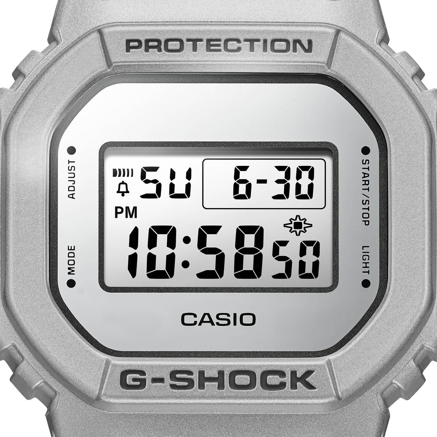 G-SHOCKからメタリックシルバーの新作腕時計、無機質で近未来的な輝き｜写真6