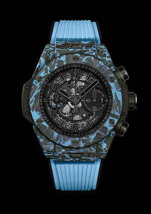 ウブロ“1点物”の限定腕時計「ビッグ・バン ウニコ」、鮮やかブルー