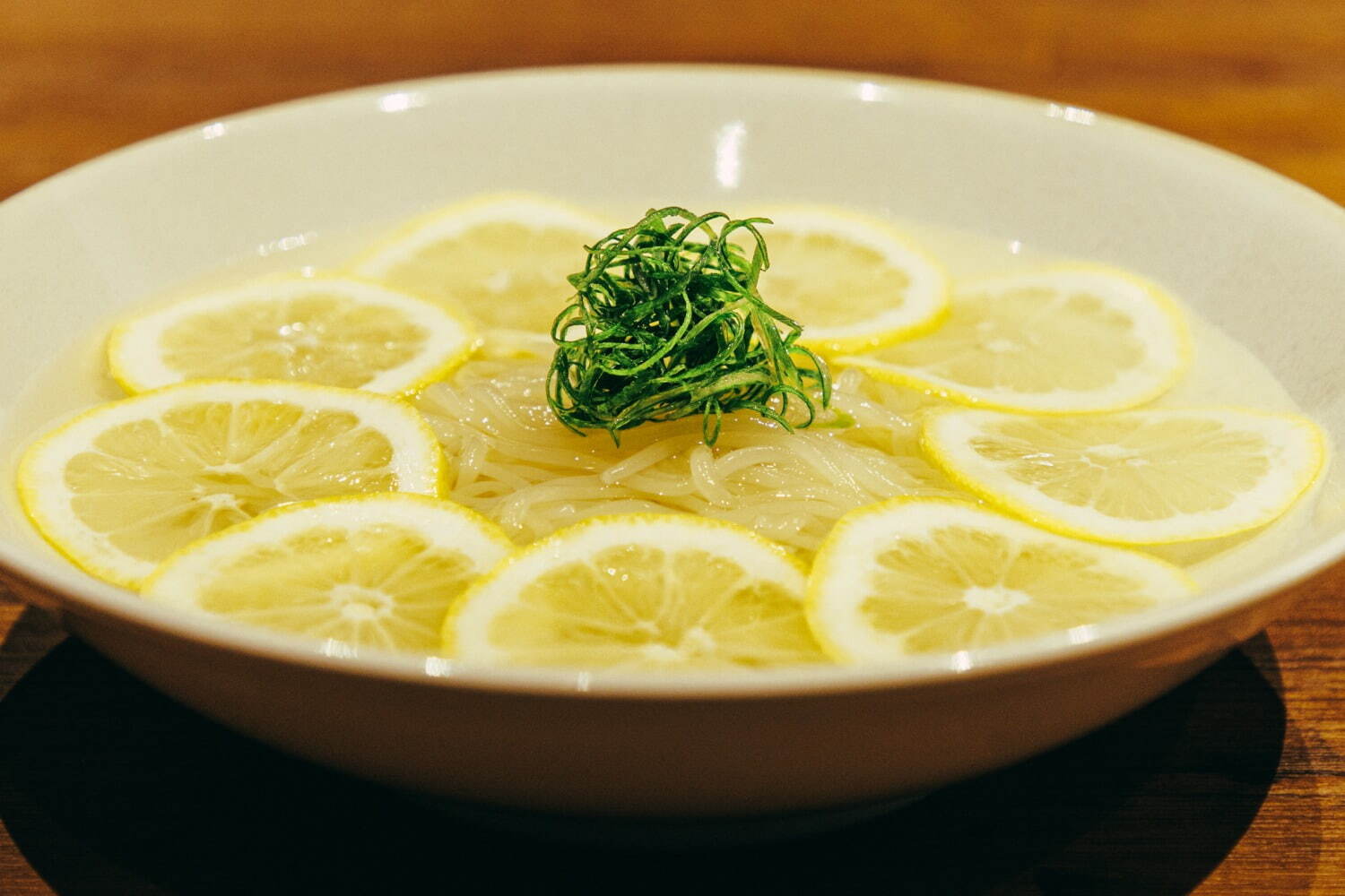 焼肉うしごろ“生雲丹添え”和牛ユッケ＆うしごろエス“和牛と鰻”の手巻きなど、夏限定メニュー｜写真9