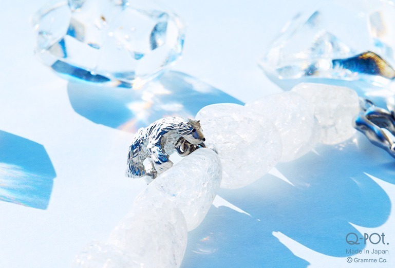 Q-pot.の新作「シロクマ」ジュエリー、“北極の氷”イメージの淡水パール
