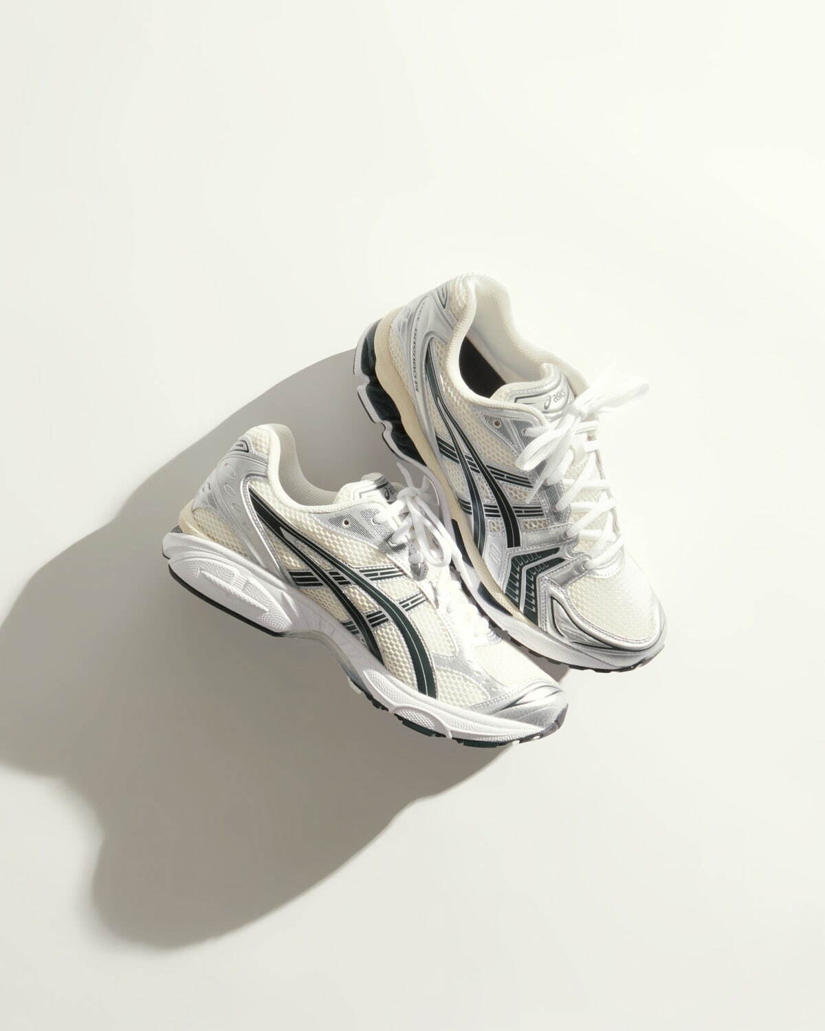 キス(Kith), アシックス(ASICS) ゲルカヤノ 14 ゲル-1130｜写真16