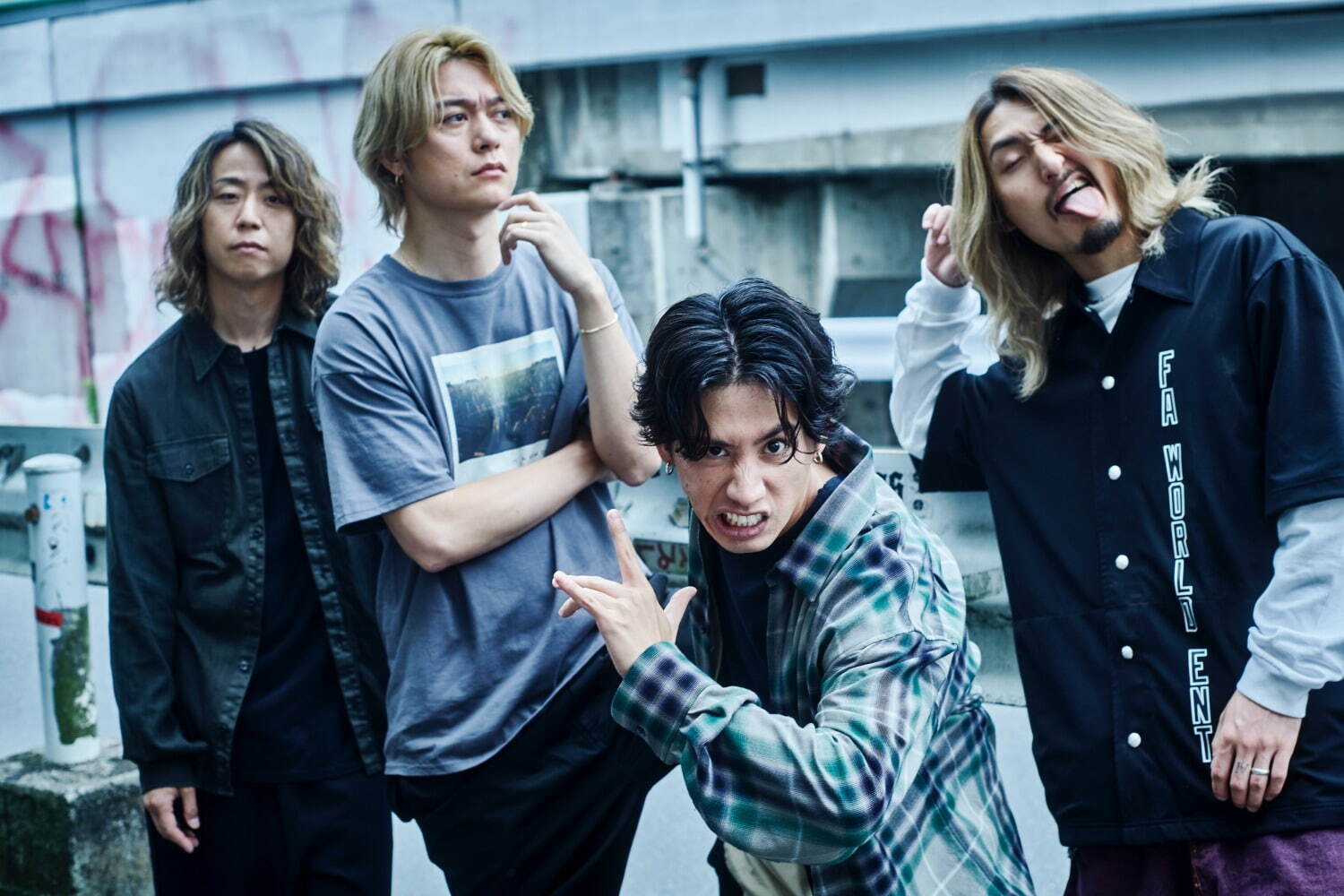 ONE OK ROCK