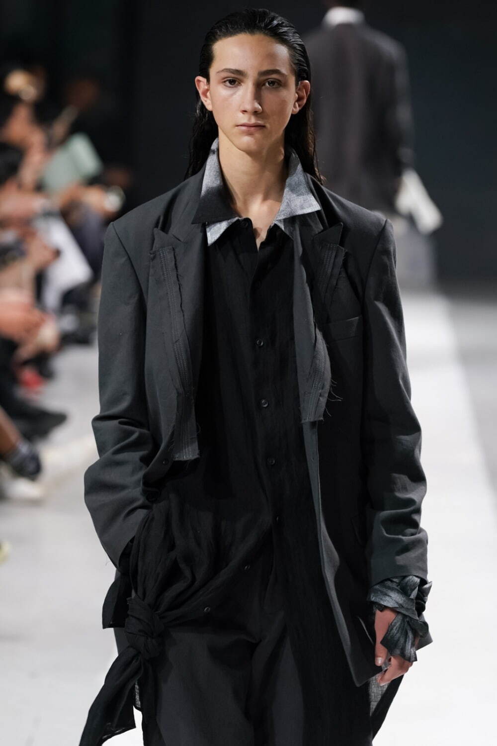 ヨウジヤマモト(Yohji Yamamoto) 2024年春夏メンズコレクション  - 写真79