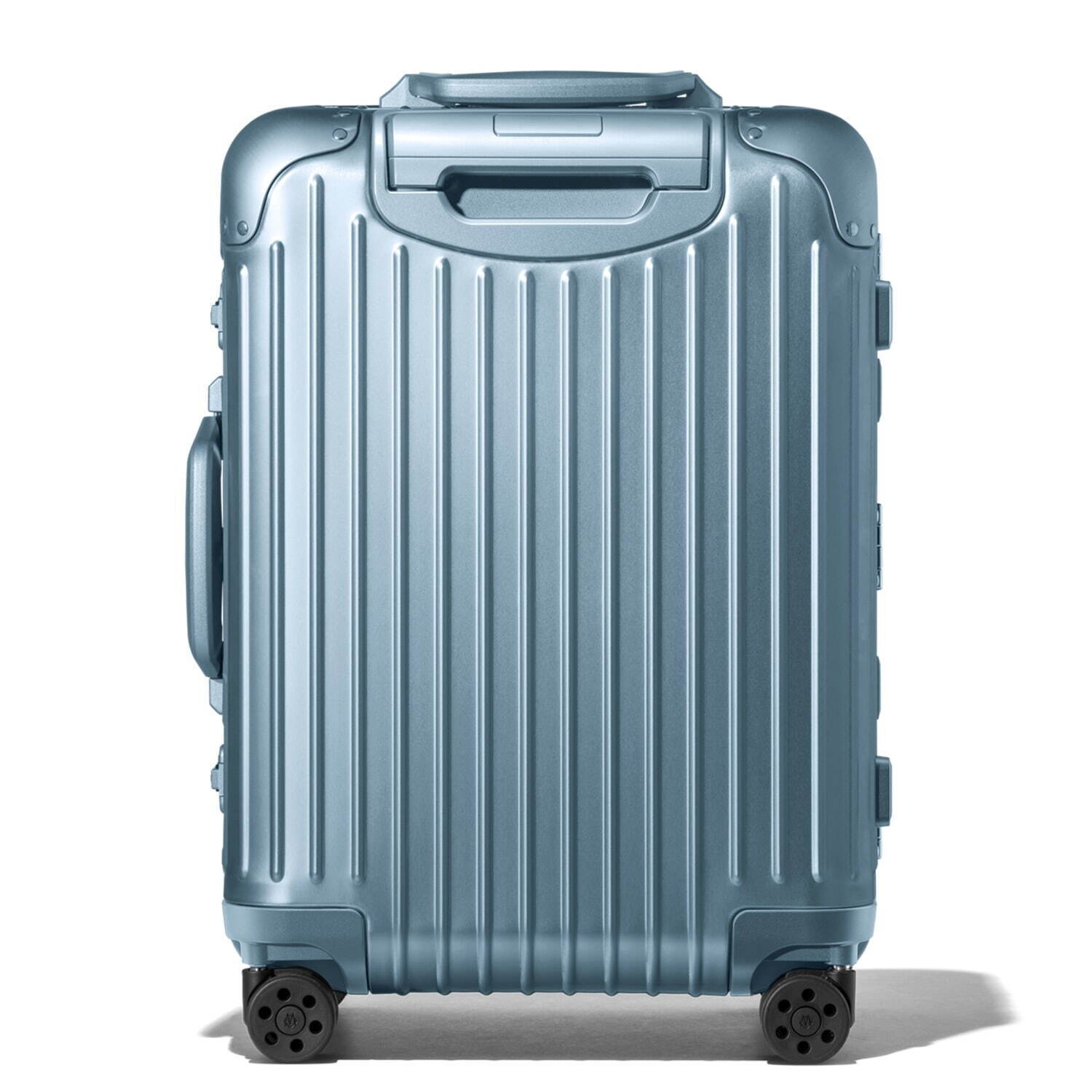 リモワ“北極海”着想ブルーの新色スーツケース「アークティック」軽量 