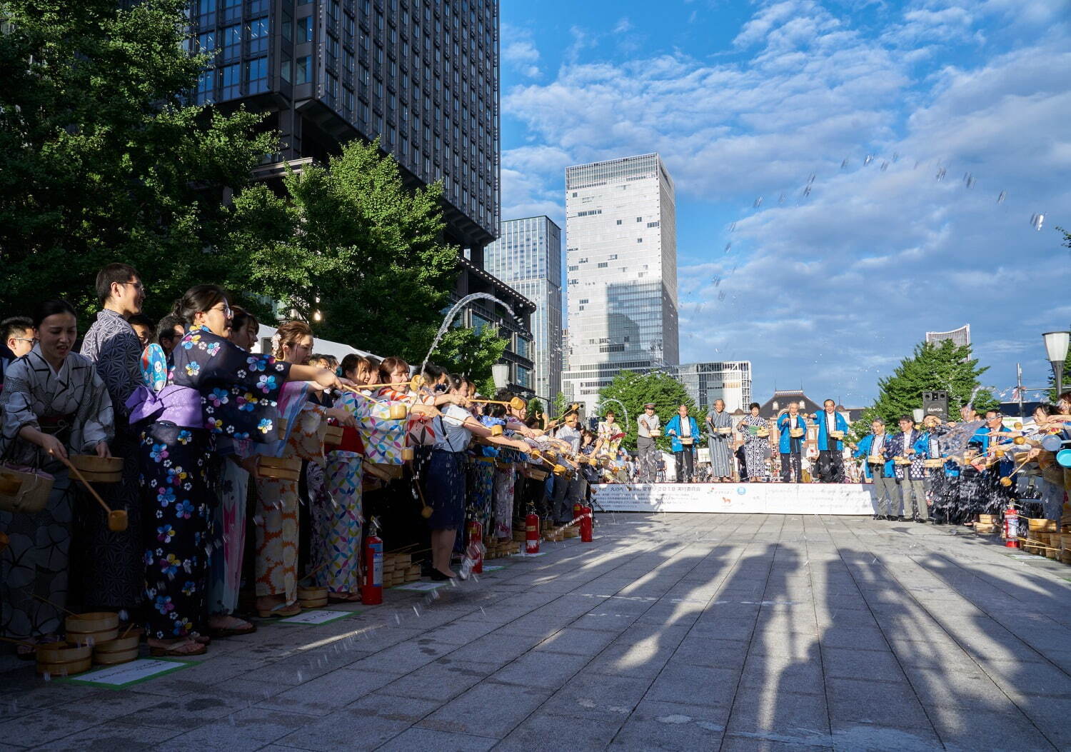 「大手町・丸の内・有楽町 夏祭り 2023」“江戸の夏”テーマに涼を感じるイベント、風鈴や縁日など｜写真1