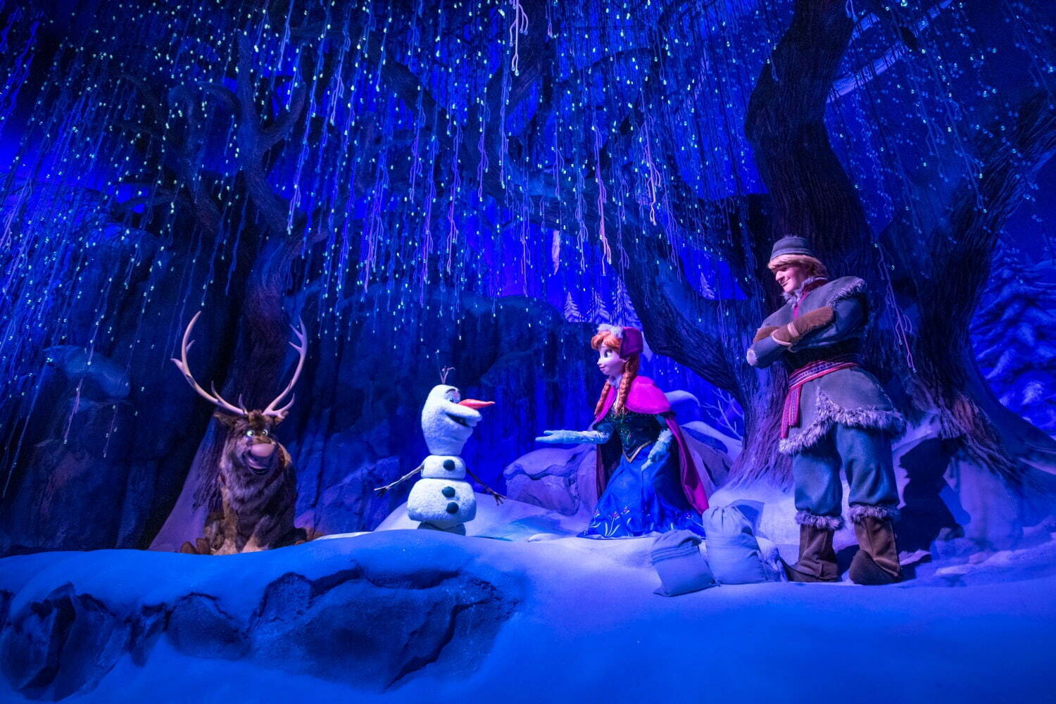 東京ディズニーシー『アナと雪の女王』の新エリア「フローズンキングダム」アトラクション＆レストラン解説｜写真68