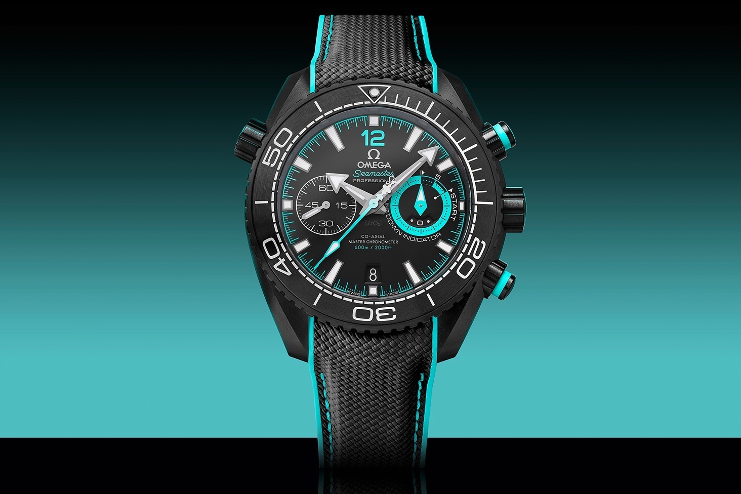 オメガ「シーマスター」ブラック×ターコイズの新作腕時計、NZのヨット ...