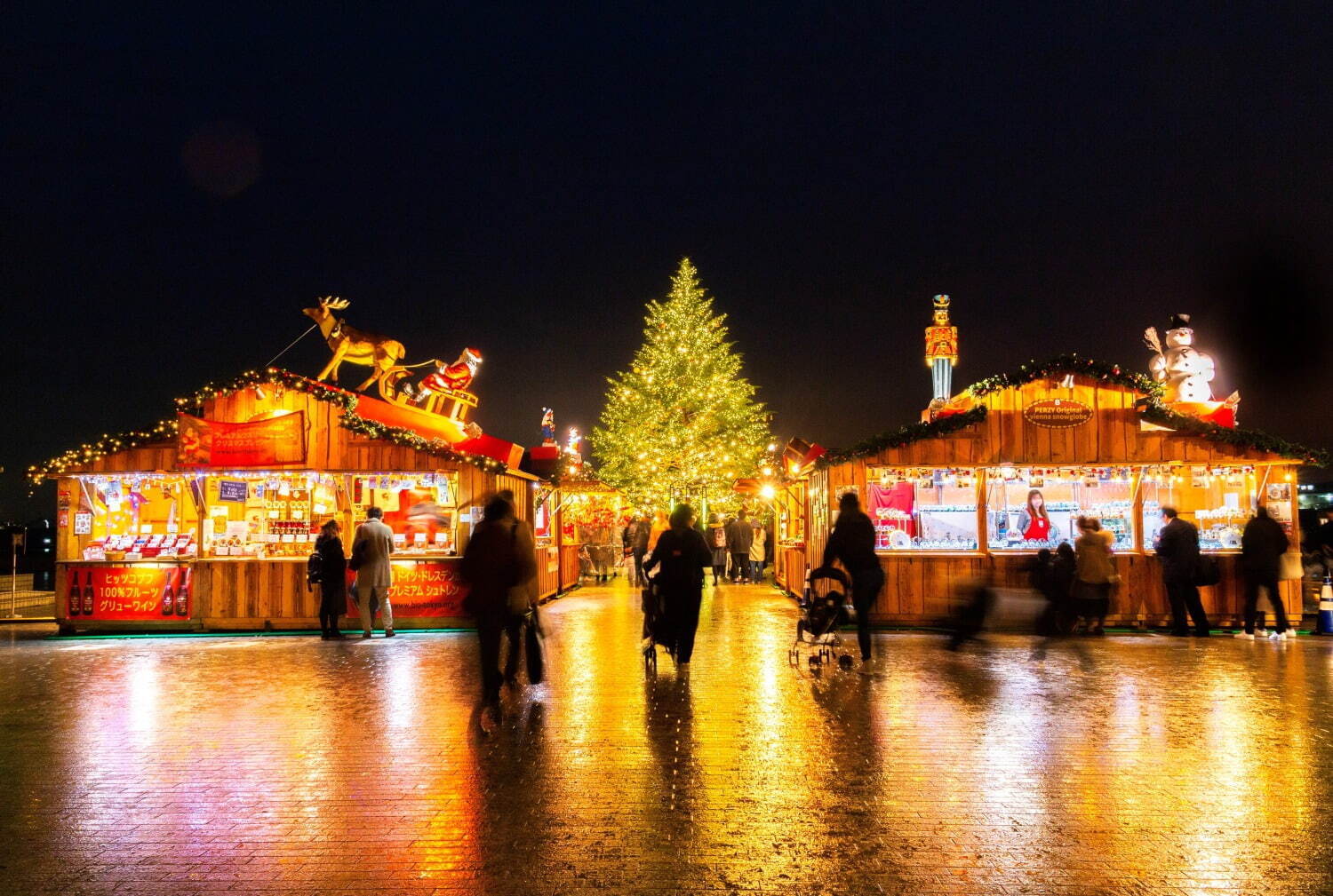 横浜⾚レンガ倉庫23年クリスマスマーケット - 過去最大規模約50店舗、ツリーやイルミネーションも｜写真5