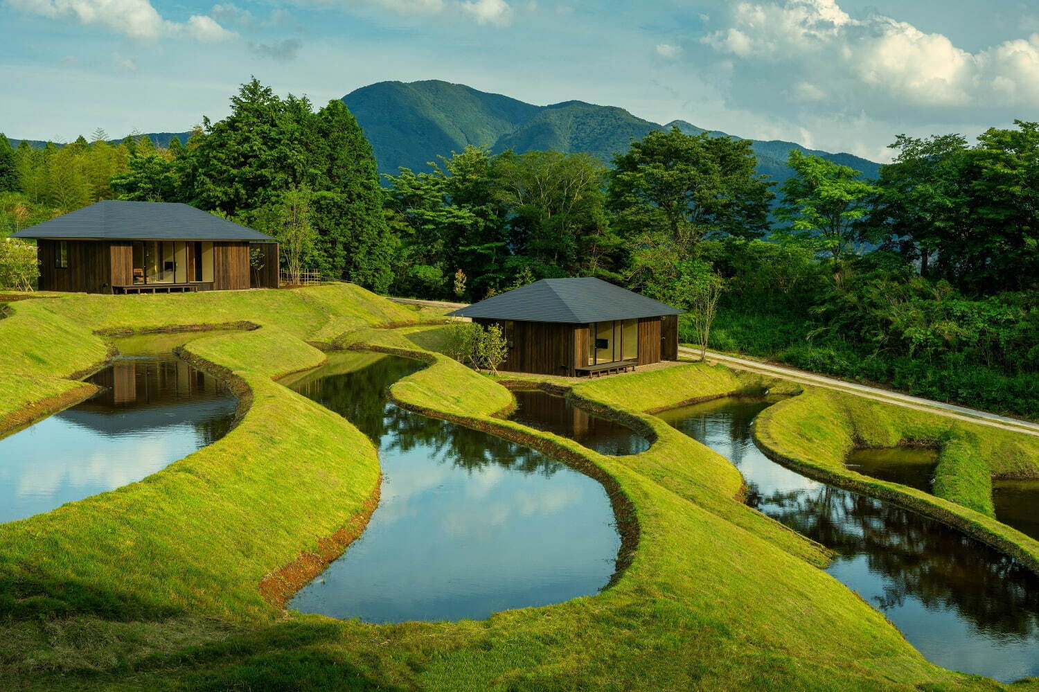 星野リゾートの温泉旅館「界 由布院」棚田テラスのライトアップ、大分の焼酎を楽しむプランも｜写真7