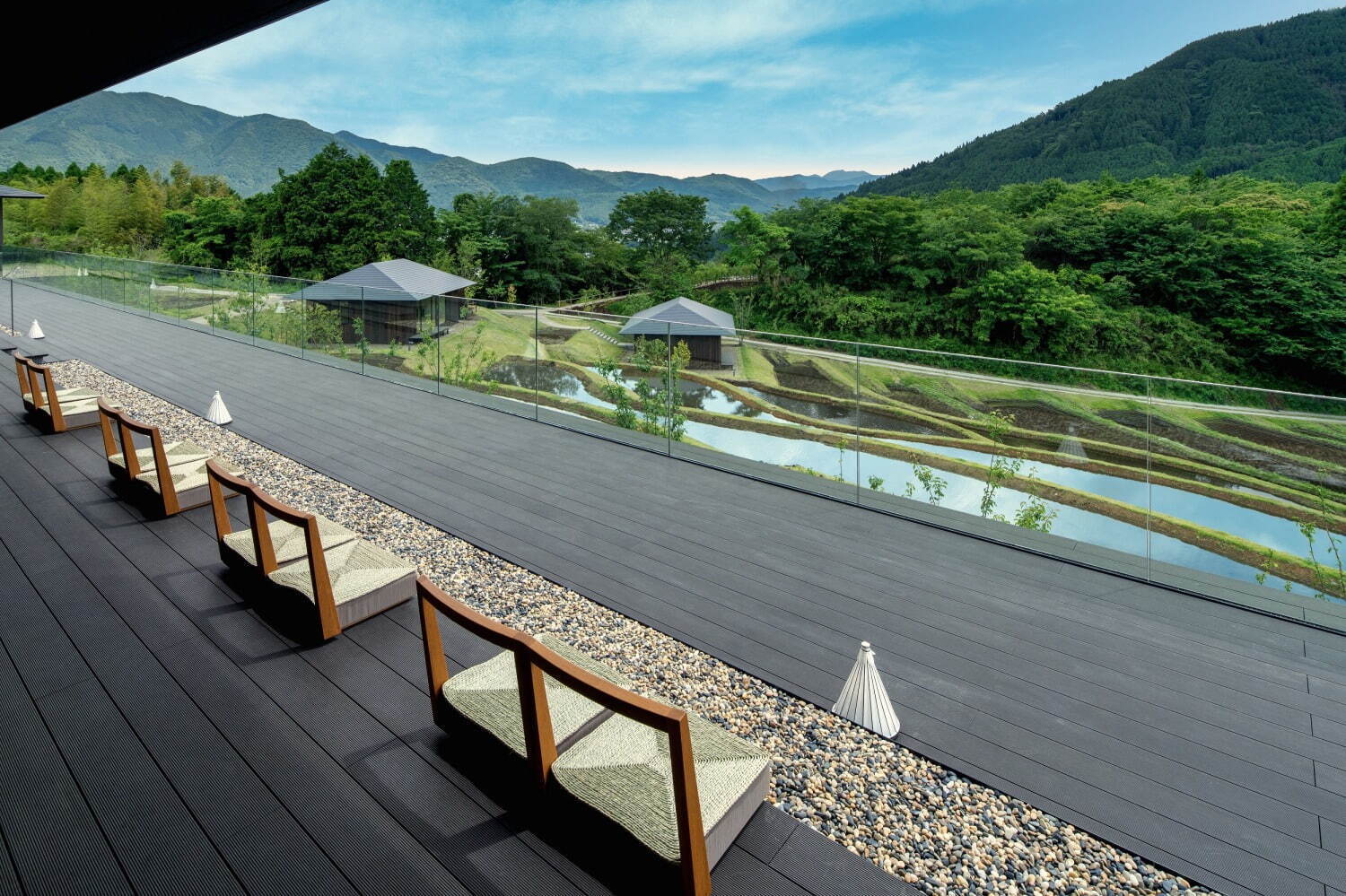 星野リゾートの温泉旅館「界 由布院」棚田テラスのライトアップ、大分の焼酎を楽しむプランも｜写真6