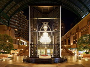 恵比寿ガーデンプレイスのイルミネーション23、世界最大級バカラ